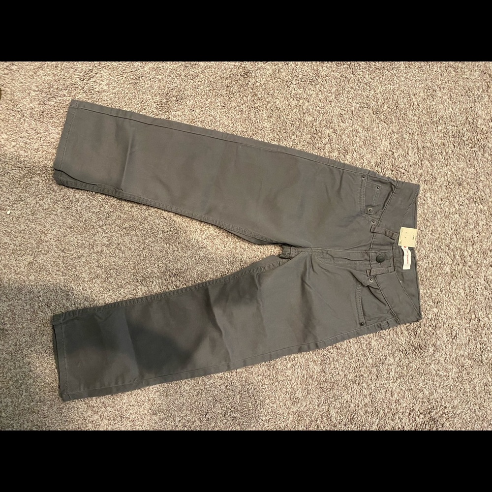 Boys size 6 - Levi’s 514 straight fit gray pants - new with tags